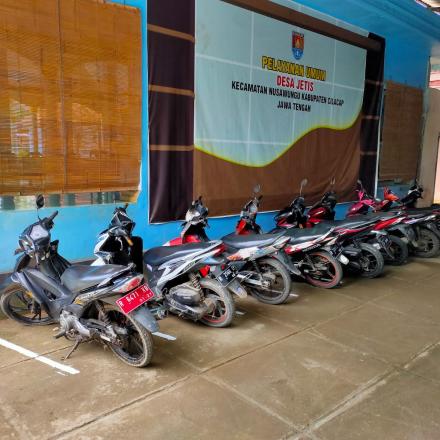 Album : PARKIR MOTOR